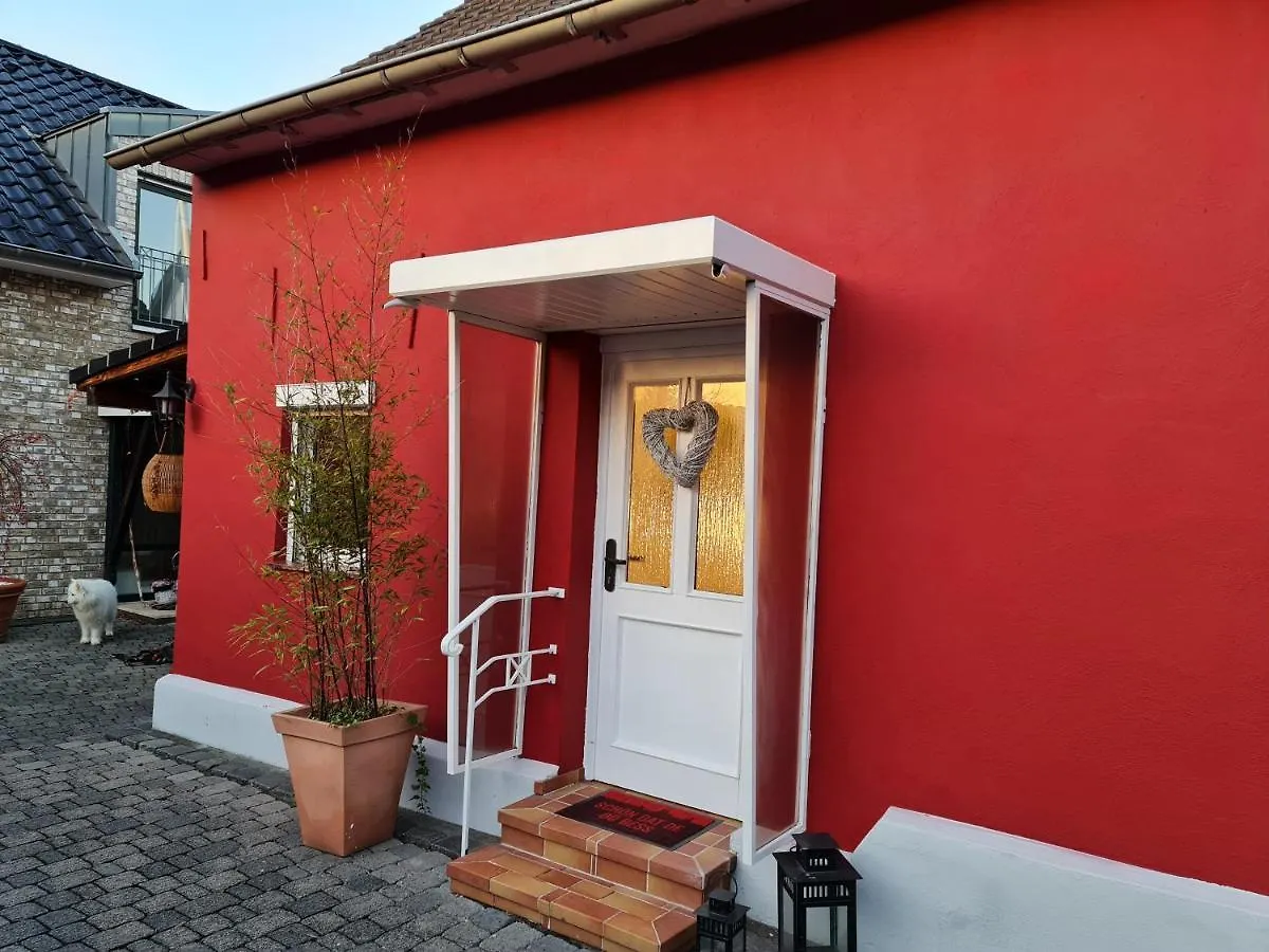 Schönste Lage am Rhein in unmittelbarer Stadtnähe, B&B Köln