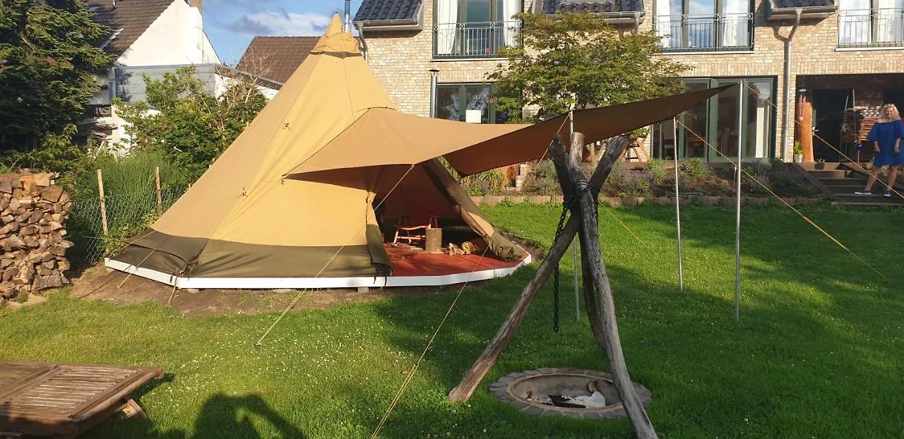 Schoenste Lage Am Rhein In Unmittelbarer Stadtnaehe, B & B Köln 0*,  Almanya